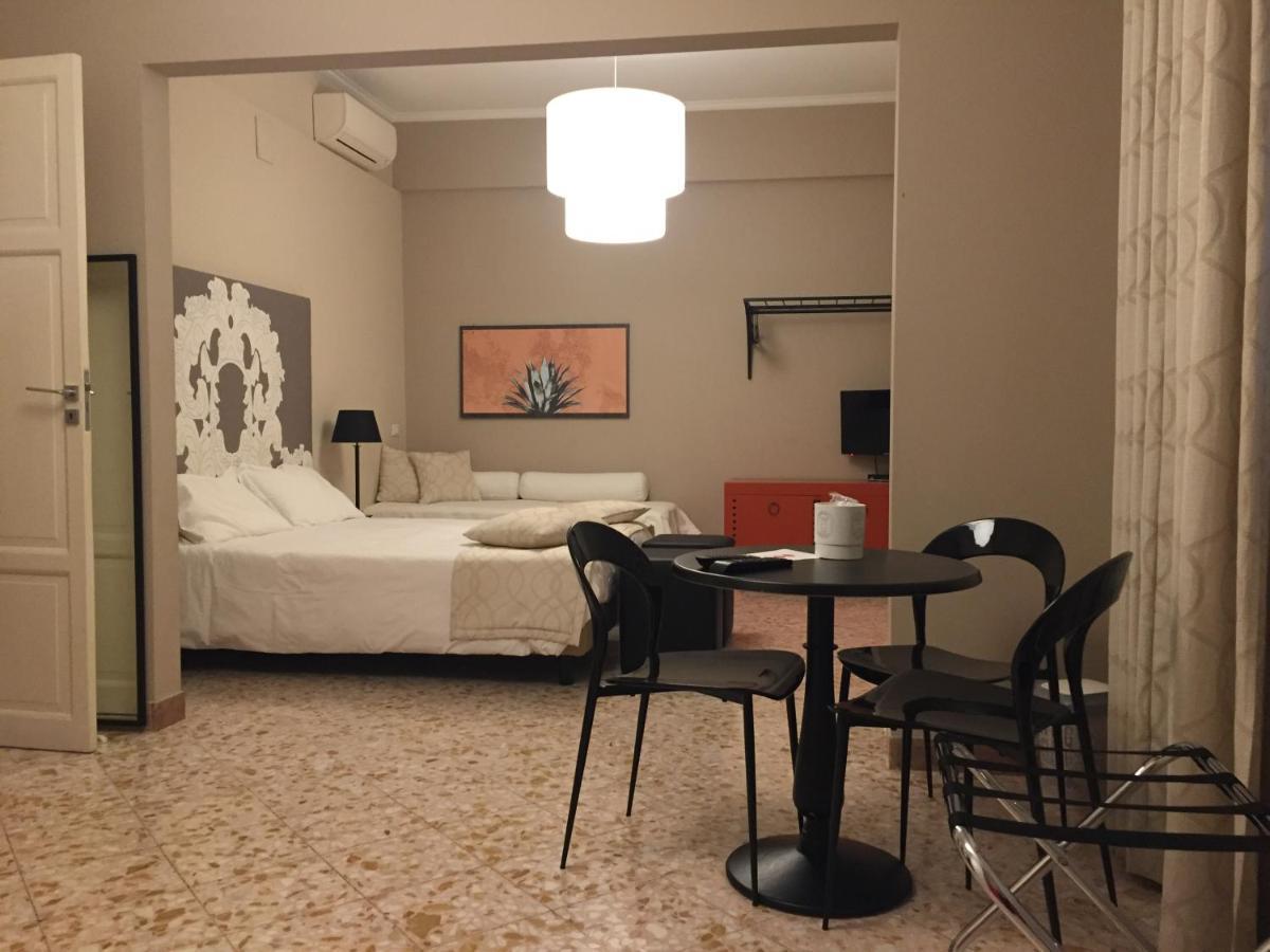 פלרמו Due Cani Apartment מראה חיצוני תמונה